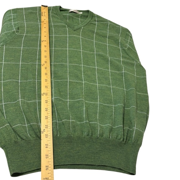 Peter Millar 100% Merino Italian Wool V-Neck Sweater Men’s Size Medium - Picture 14 of 14